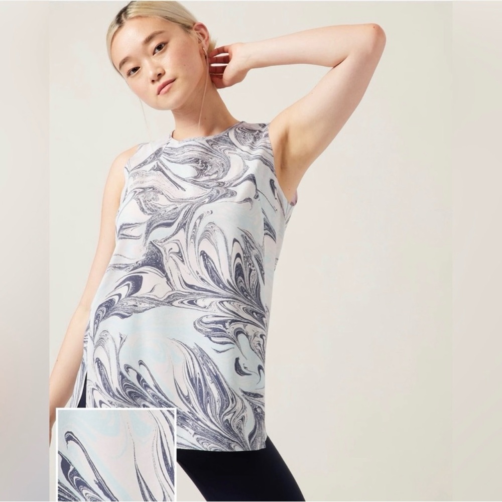 Athleta Zephyr Refined Tank Sumi Marble Light Blue Large
